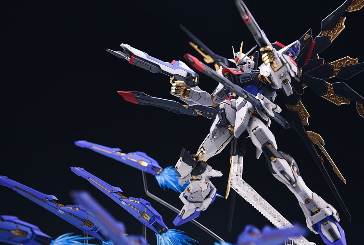 新品 MGEX 1/100 ZGMF-X20A ストライクフリーダム ガンダム+